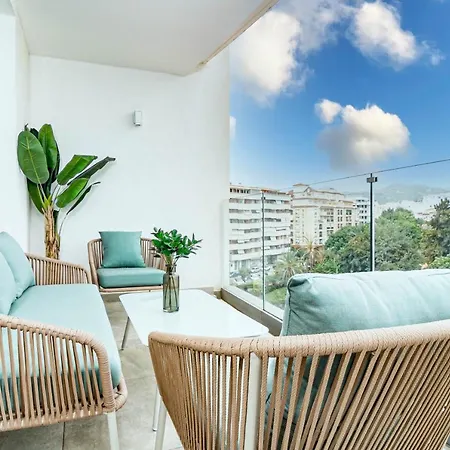 Inf25e- Tastefully Furnished Flat, Center * Estepona