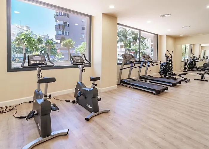 Inf2.5e- Tastefully Furnished Flat Cente Apartman *