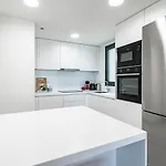 Inf2.5e- Tastefully Furnished Flat Cente Apartmán *