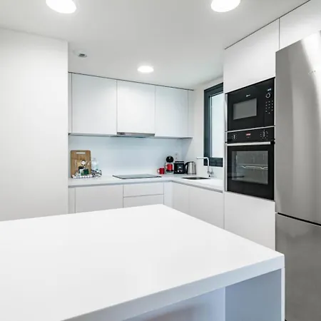 Appartement Inf25e- Tastefully Furnished In The Hea Estepona