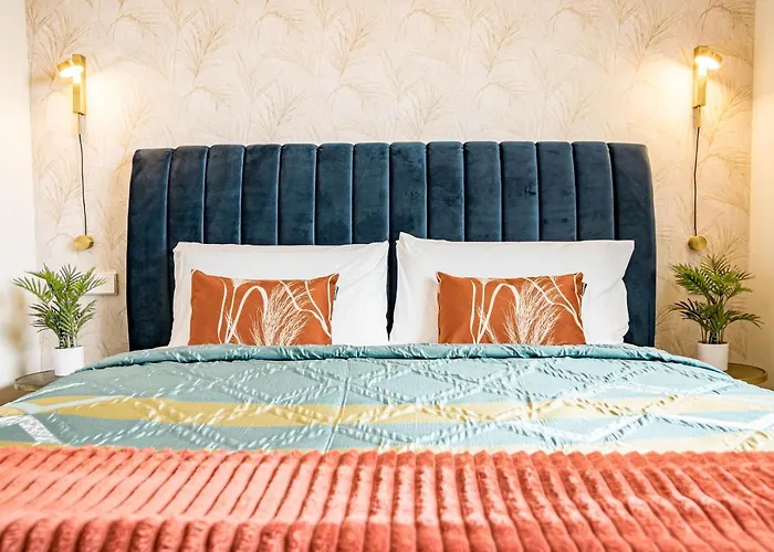 Appartamento Inf2.5e- Tastefully Furnished Flat Cente Estepona