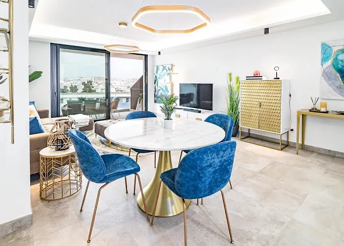 Apartment Inf2.5e- Tastefully Furnished Flat Cente