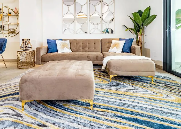 Inf2.5e- Tastefully Furnished Flat Cente Apartament