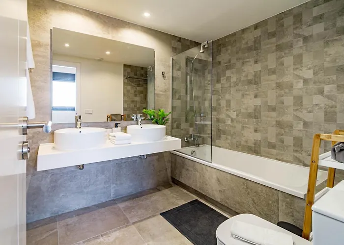 Inf2.5e- Tastefully Furnished Flat Cente * Естепона