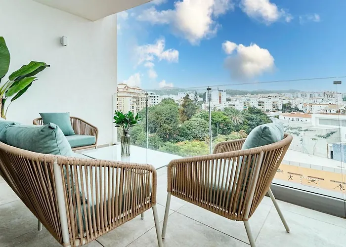 Inf2.5e- Tastefully Furnished Flat Cente Естепона